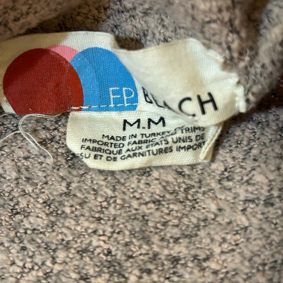 Free People Beach  Mock Women's Turtleneck Sweater - Picture 4 of 7